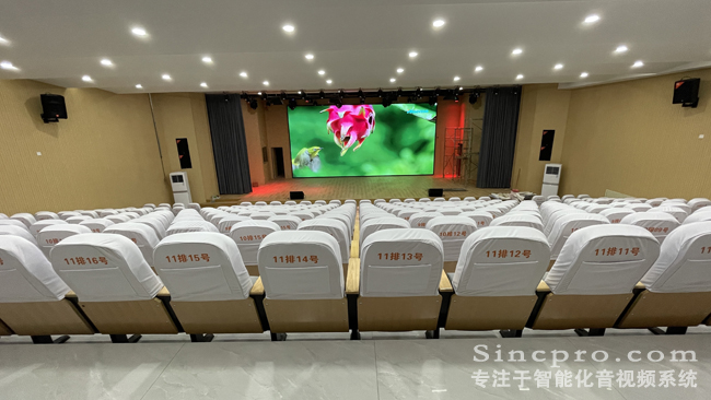 郑州高新区某学校报告厅灯光音响大屏幕系统